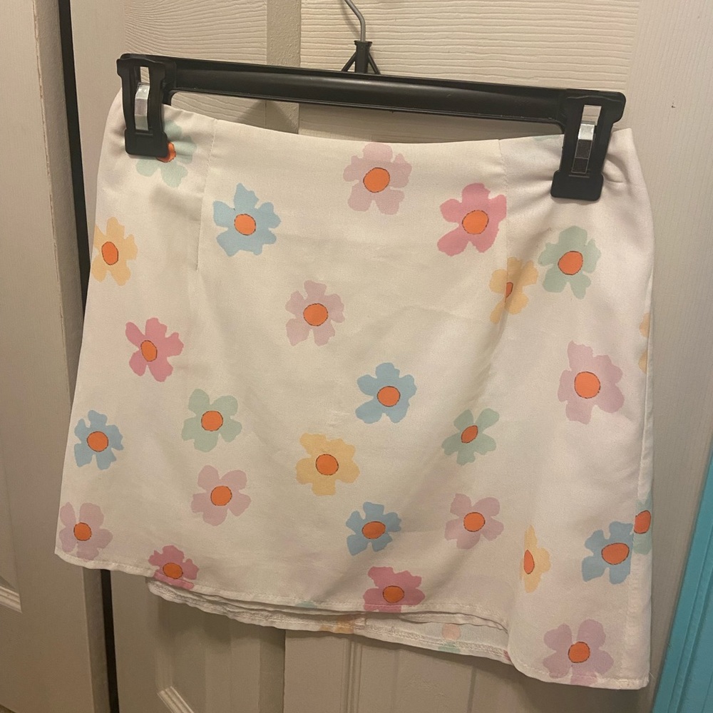 Princess Polly skirt size 4